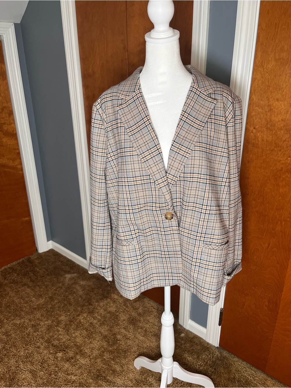 J. Jill Beige Plaid Single-Button Blazer. Womens size petite large.